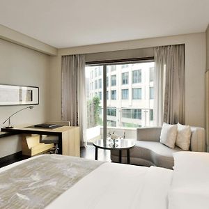 Twin Guest Room High Floor